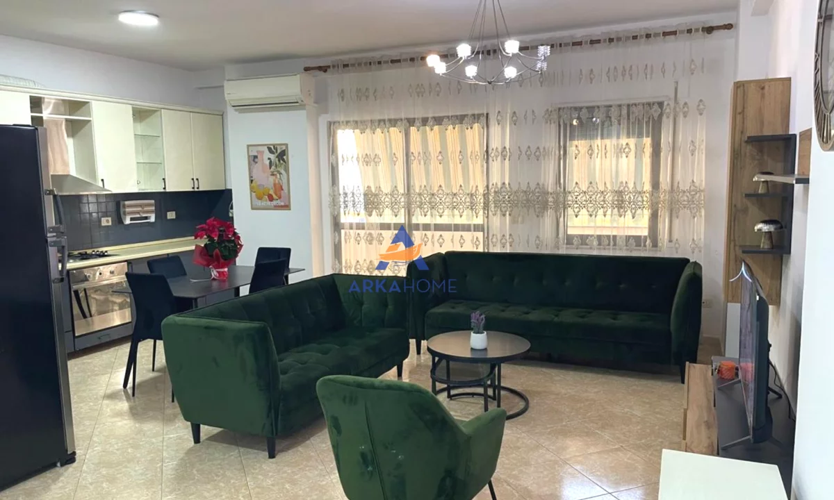 Shtepi me qera Apartament ne Tirane, 2+1, Mobilimi E mobiluar, Pagesa 778  Euro.