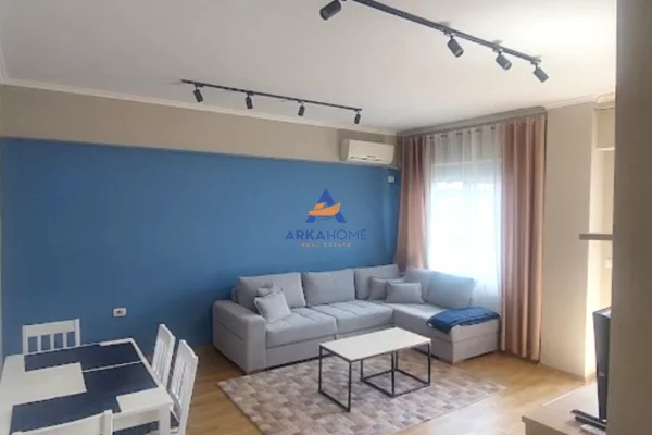 Shtepi me qera Apartament ne Tirane, 1+1, Mobilimi E mobiluar, Pagesa 624  Euro.