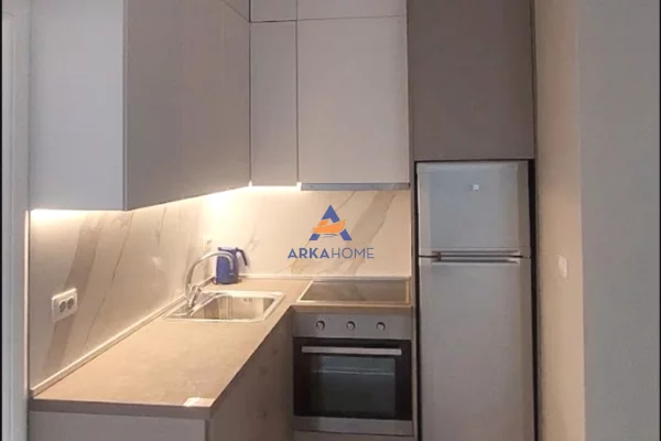 Shtepi me qera Apartament ne Tirane, 1+1, Mobilimi E mobiluar, Pagesa 624  Euro.