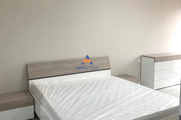 Shtepi me qera Apartament ne Tirane, 2+1, Mobilimi E mobiluar, Pagesa 700  Euro.