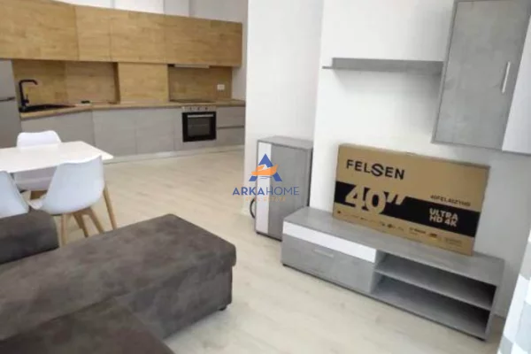 Shtepi me qera Apartament ne Tirane, 2+1, Mobilimi E mobiluar, Pagesa 590  Euro.