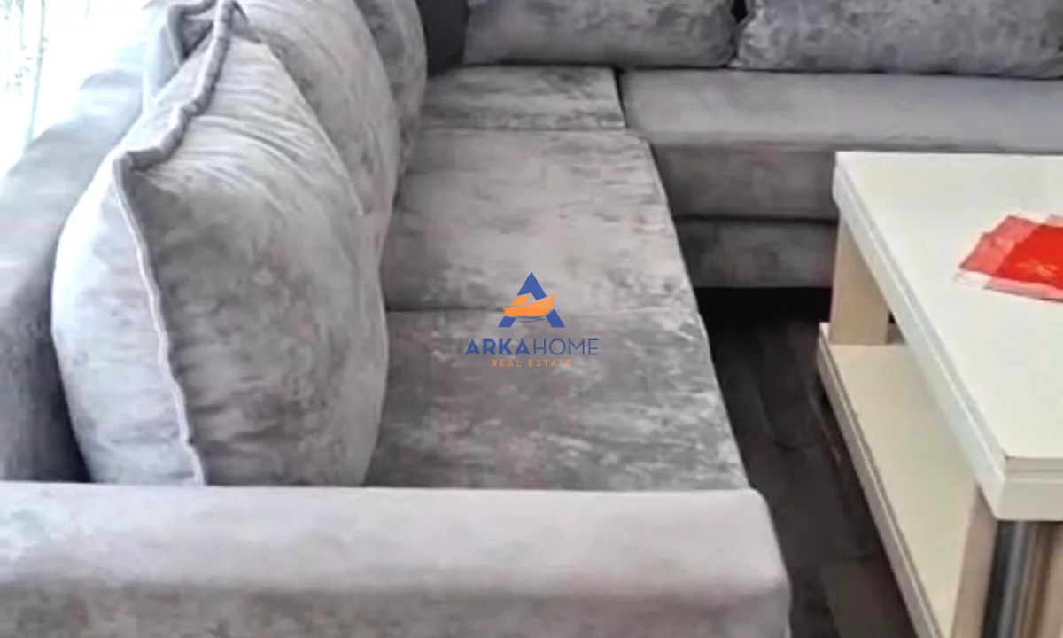 Shtepi me qera Apartament ne Tirane, 2+1, Mobilimi E mobiluar, Pagesa 450  Euro.