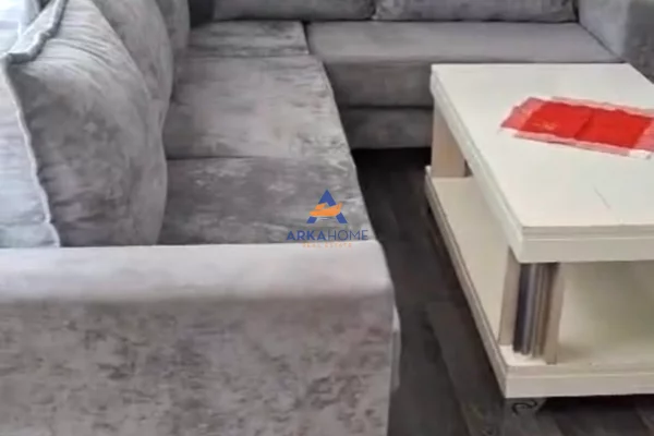 Shtepi me qera Apartament ne Tirane, 2+1, Mobilimi E mobiluar, Pagesa 450  Euro.