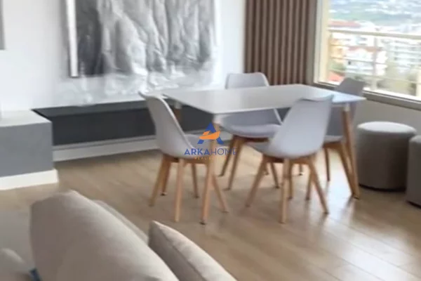 Casa in vendita 3+1 a Tirana - 300,000 Euro