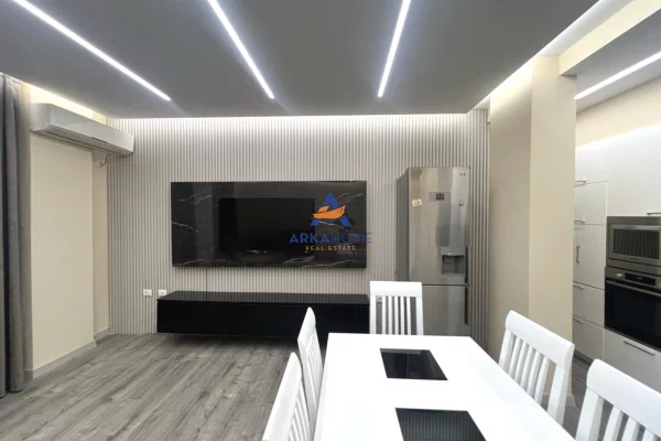House for Rent 3+1 in Tirana - 900 Euro