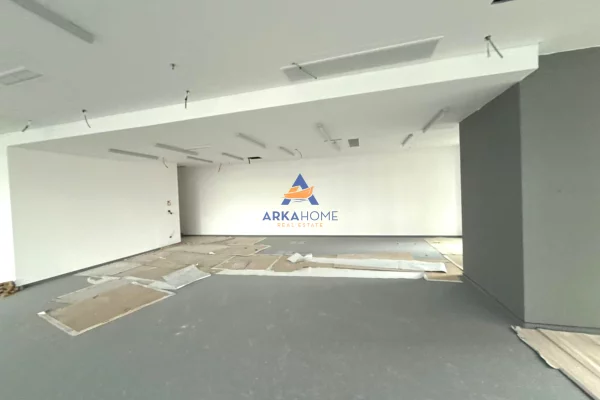 JEPET ME QERA AMBIENT BIZNES GODINA DOWNTOWN ONE 39250 EURO