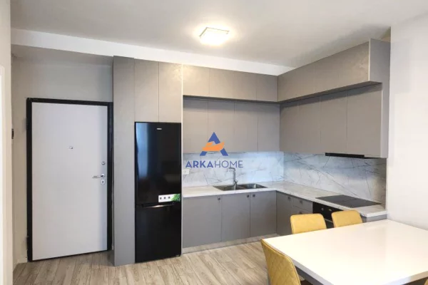 Shtepi me qera Apartament ne Tirane, 1+1, Mobilimi E mobiluar, Pagesa 760  Euro.