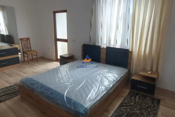 Casa privata/Indipendente in vendita a Tirana 2+1, Arredato