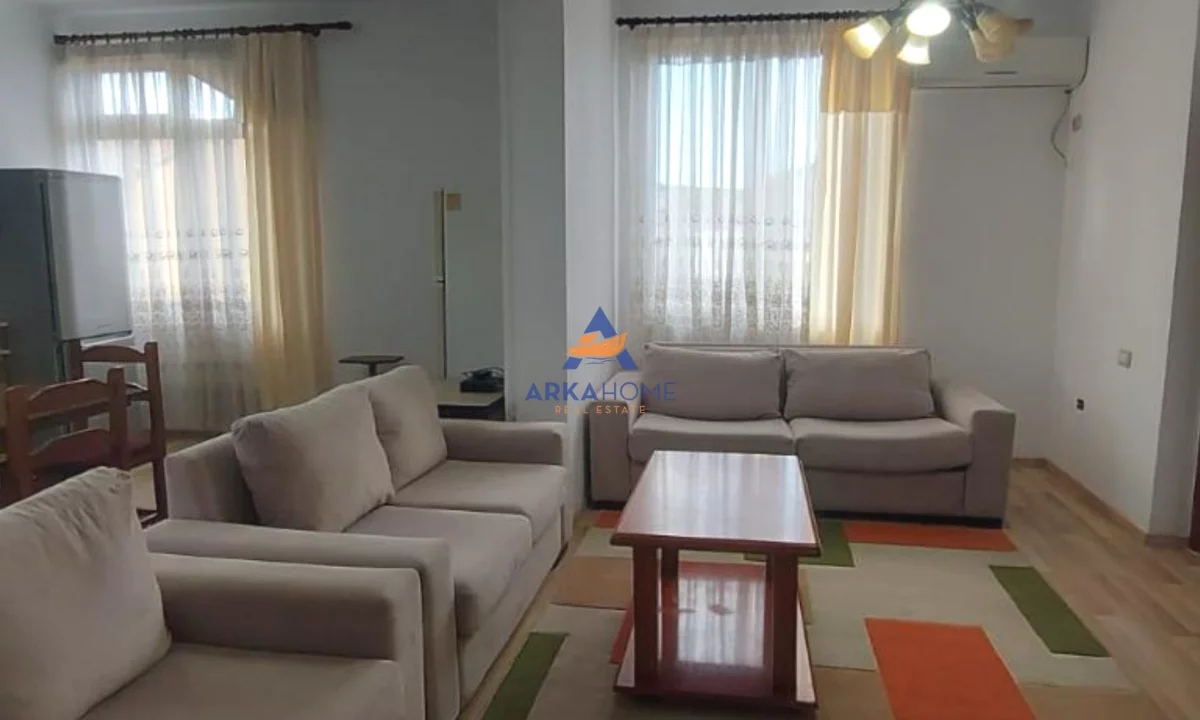 Casa privata/Indipendente in vendita a Tirana 2+1, Arredato