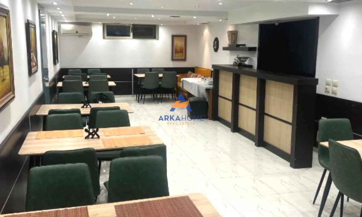 SHITET HOTEL 570 M2 "RRUGA E KOSOVAREVE" 2.200.000 EURO