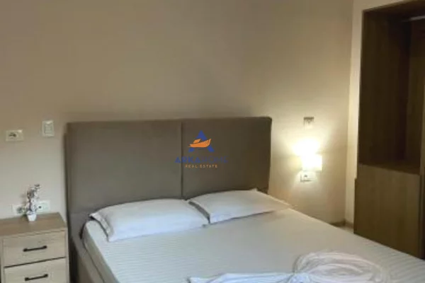 Business Property in Sale 5+1 in Tirana - 2,200,000 Euro