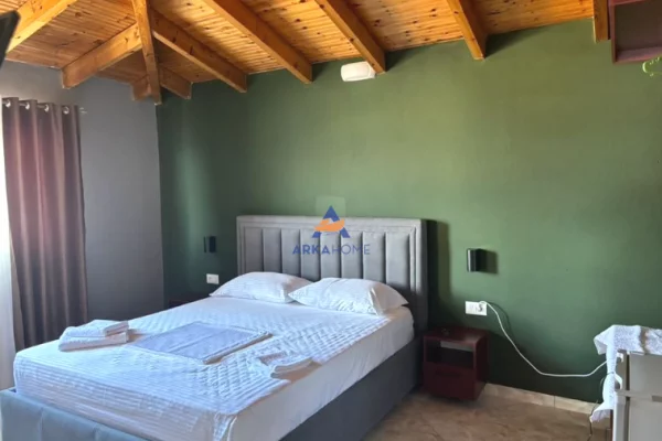 Penthouse (panoramic top floor) for sale in Saranda 3+1, Furnished