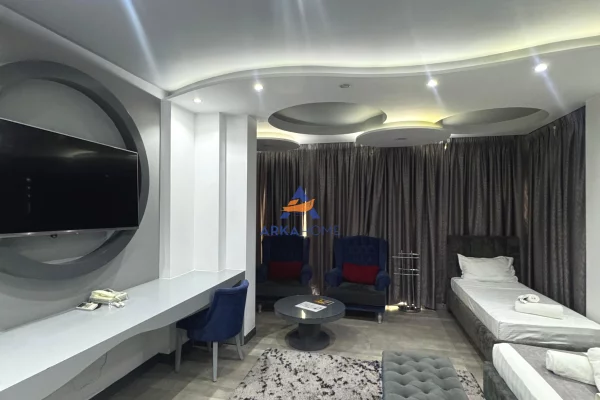 Business Property in Sale 5+1 in Tirana - 6,500,000 Euro