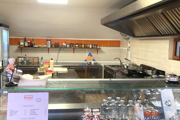 Business Property in Sale 6+1 in Tirana - 27,000 Euro