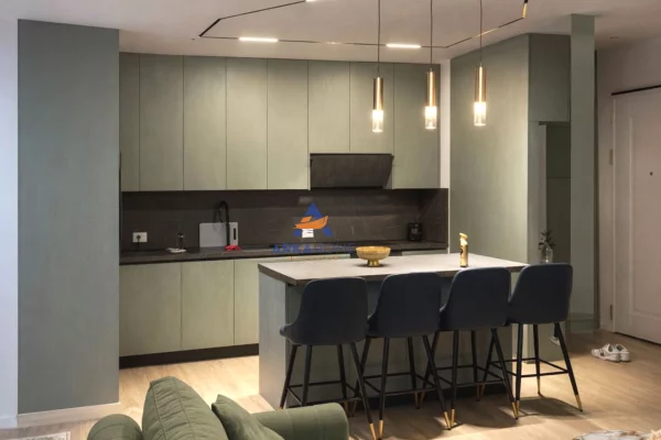 Appartamento in vendita a Tirana 2+1, Arredato