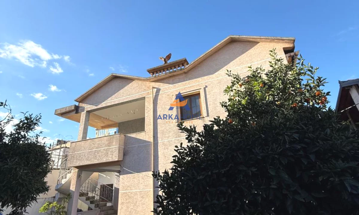 Luxury villas for rent in Tirana 4+1, Furnished