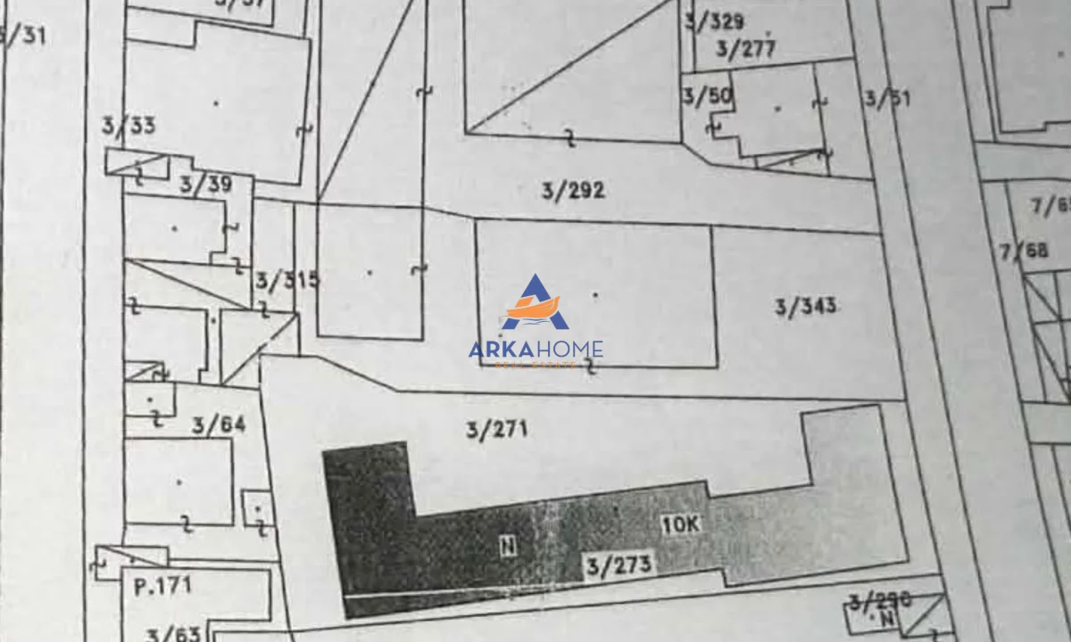 Appartamento in vendita a Durazzo 2+1, Vuoto