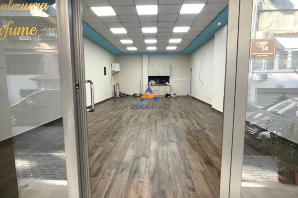 Business Property in Sale 1+1 in Tirana - 450 Euro