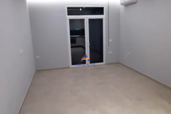 Apartment for rent in Tirana 1+1, Emty