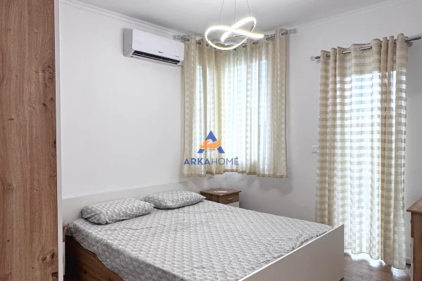 Appartamento in vendita a Tirana 2+1, Arredato