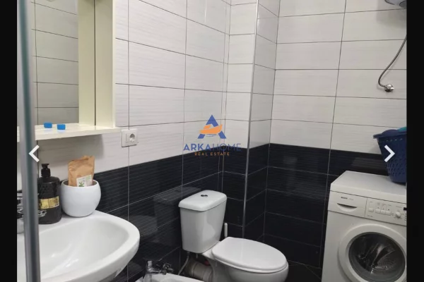 Appartamento in vendita a Tirana 2+1, Arredato