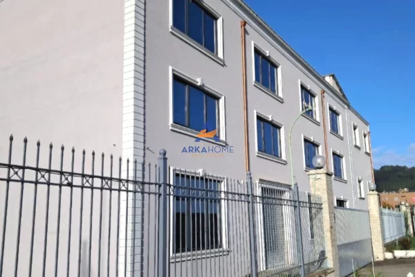Ambient biznesi me qera 1+1 ne Tirane - 13,000 Euro