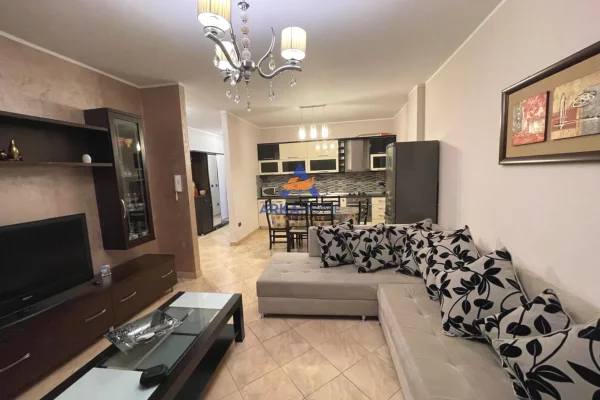 House for Rent 2+1 in Tirana - 700 Euro