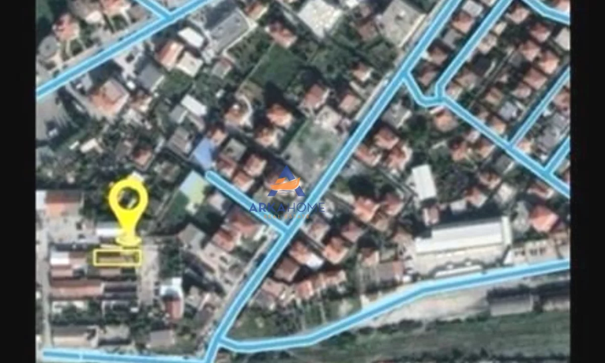 SHITET KAPANON / TRUALL 555M2 "HYRJA E ELBASANIT, PRANE AUTOSTRADES" 155.000 LEKE