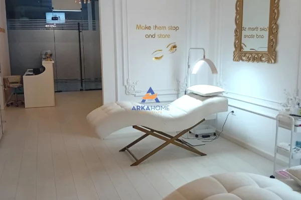 Ambient biznesi me qera 1+1 ne Tirane - 1,100 Euro