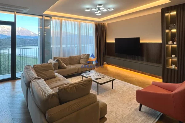 Casa in vendita 2+1 a Tirana - 800,000 Euro