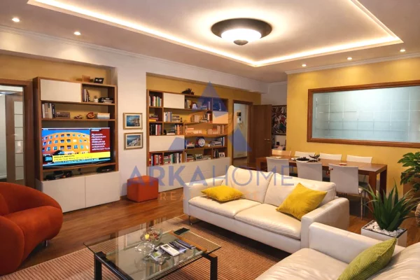 Casa in vendita 2+1 a Tirana - 650,000 Euro