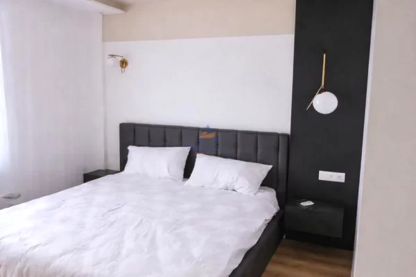 Appartamento in affitto a Tirana 2+1, Arredato