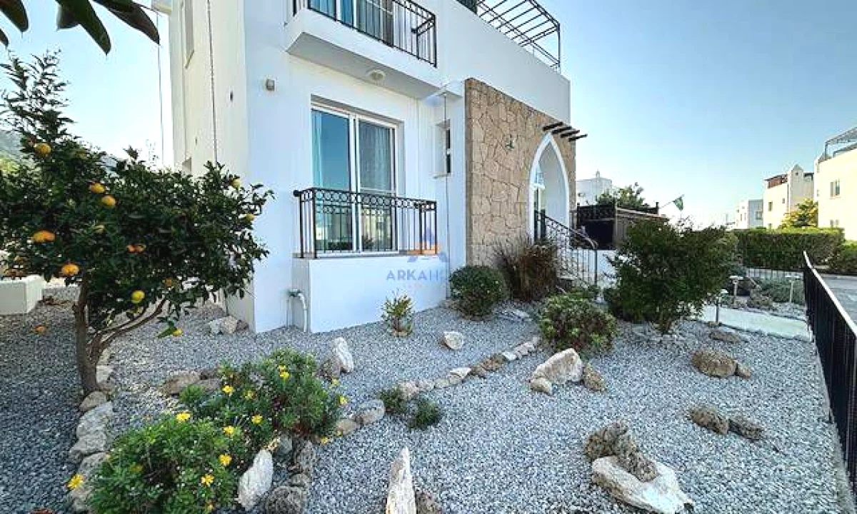 Casa privata/Indipendente in vendita a Tirana 2+1, Vuoto