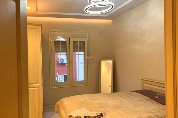 Appartamento in affitto a Tirana 1+1, Arredato