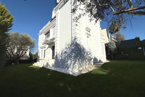 House for Sale 4+1 in Tirana - 1,380,000 Euro