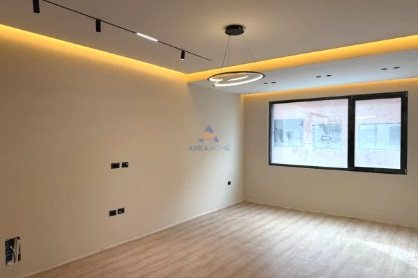 Apartment for sale in Tirana 2+1, Emty