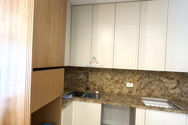 Shtepi ne shitje Vila Luksoze ne Durres, 3+1, Mobilimi E mobiluar, Pagesa 420,000  Euro.