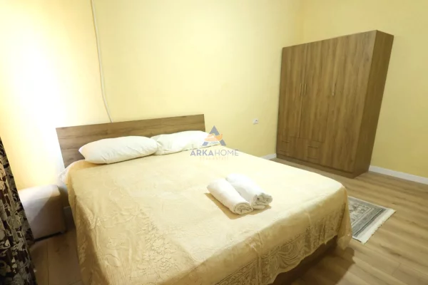 Appartamento in affitto a Tirana 3+1, Arredato