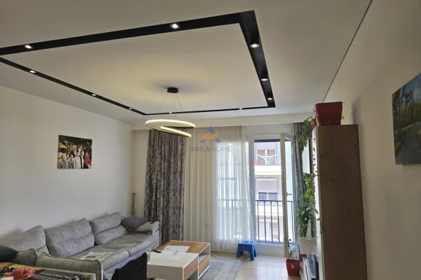 House for Sale 2+1 in Tirana - 285,862 Euro