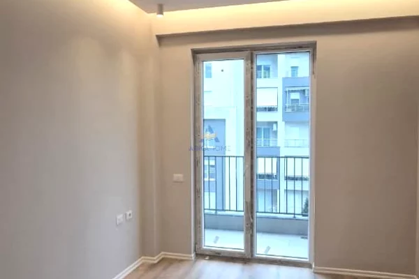 Shtepi me qera Apartament ne Tirane, 2+1, Mobilimi Bosh, pa mobiluar, Pagesa 900  Euro.