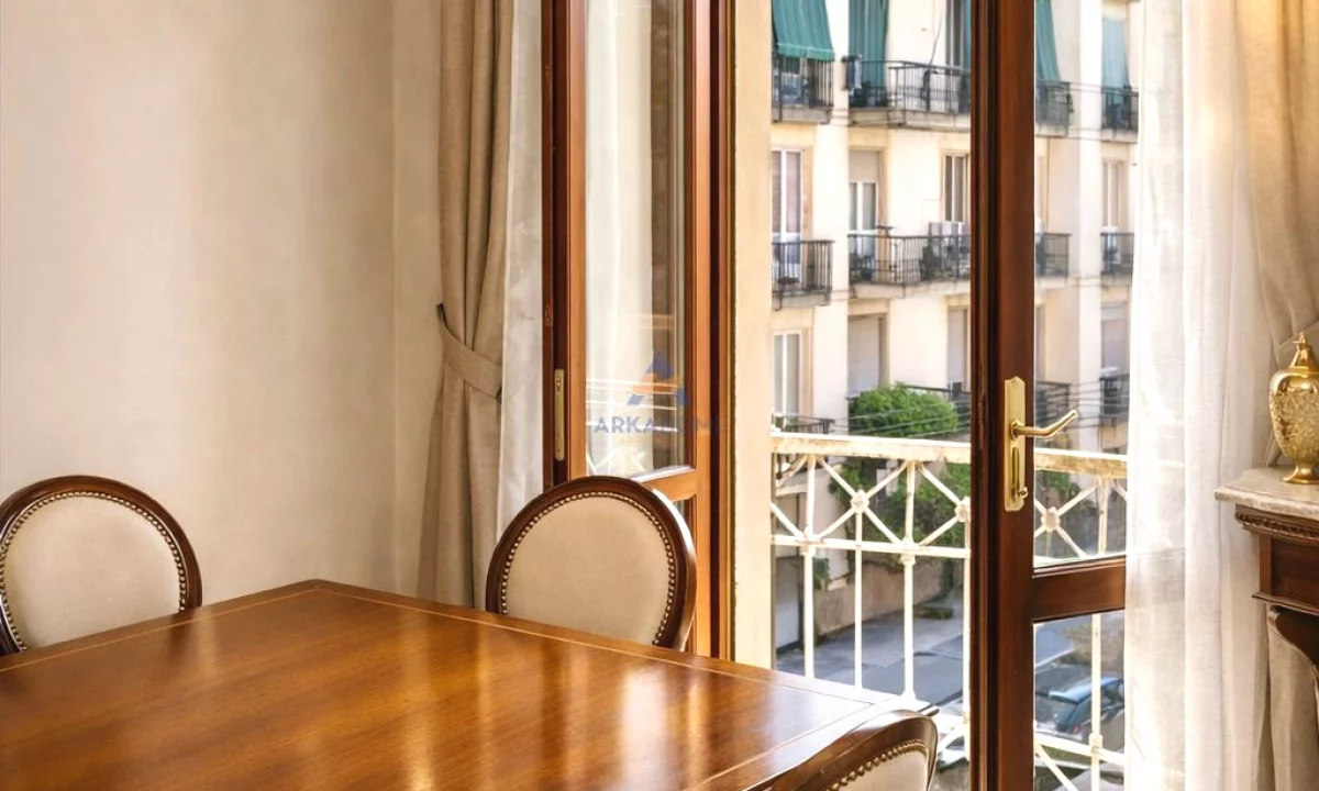 Shtepi ne shitje Apartament ne Tirane, 1+1, Mobilimi E mobiluar, Pagesa 85,000  Euro.