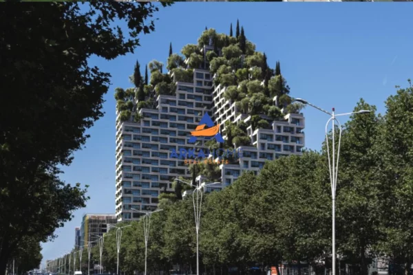 Shtepi ne shitje Apartament ne Tirane, 2+1, Mobilimi Bosh, pa mobiluar, Pagesa 216,000  Euro.