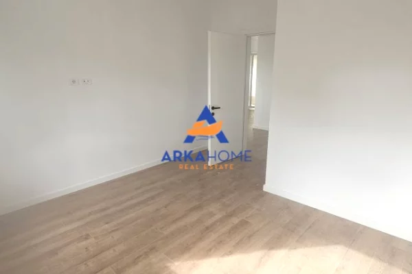 SHITET APARTAMENT 3+1 TEK PAZARI I RI 339.000 EURO