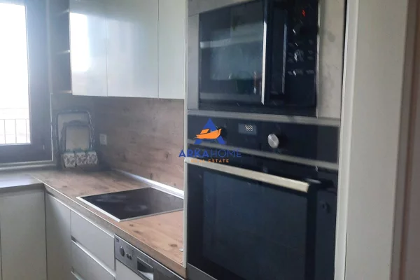 Appartamento in affitto a Tirana 1+1, Arredato