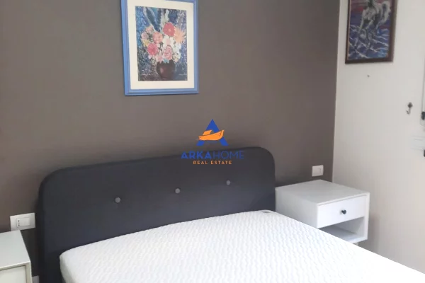 Appartamento in affitto a Tirana 1+1, Arredato