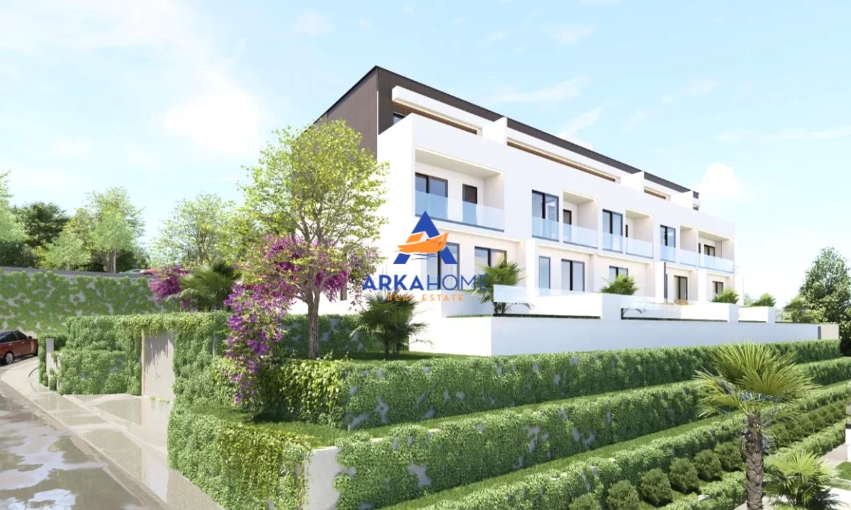 Shtepi ne shitje Apartament ne Tirane, 4+1, Mobilimi Bosh, pa mobiluar, Pagesa 550,880  Euro.