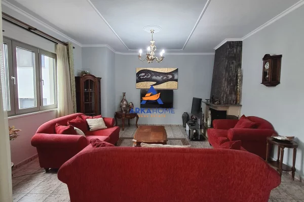 Casa in affitto 3+1 a Tirana - 800 Euro