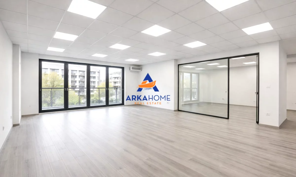 JEPET ME QERA AMBJENT BIZNESI 115M2 "BULEVARDI BAJRAM CURRI" 1000 EURO