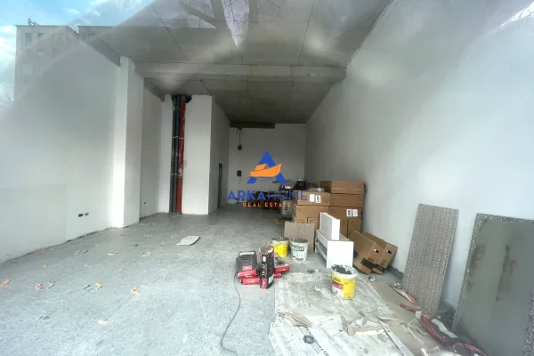 Ambient biznesi me qera 1+1 ne Tirane - 1,871 Euro
