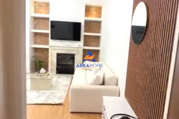 Shtepi ne shitje Apartament ne Tirane, 2+1, Mobilimi E mobiluar, Pagesa 203,000  Euro.